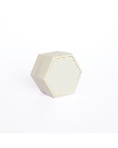 SCATOLINA ESAGONALE AVORIO CON DIVISORI 8X8X4CM